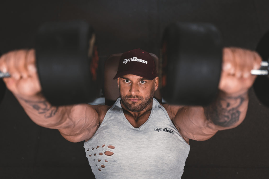 Jak genetika ovlivňuje růst svalů a síly?