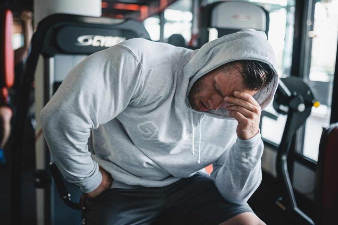 Gli errori più comuni nell'allenamento a cui i giovani non sanno resistere Gli errori più comuni nell'allenamento che si commettono spesso agli inizi