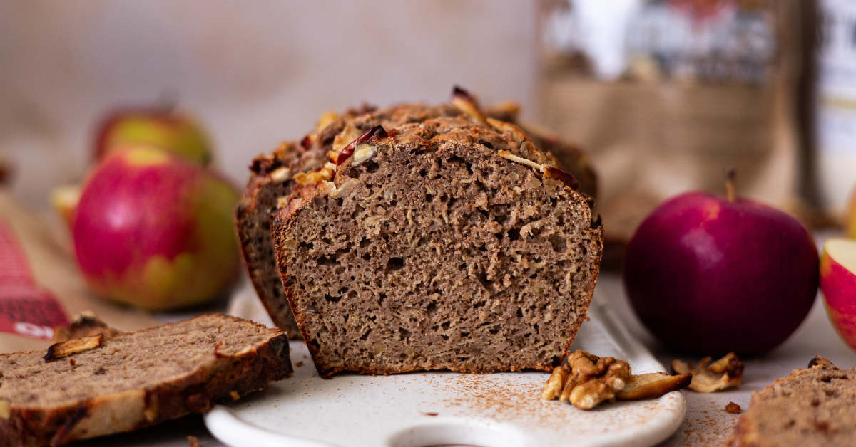 Ricetta fit: Pane proteico alle mele - GymBeam Blog