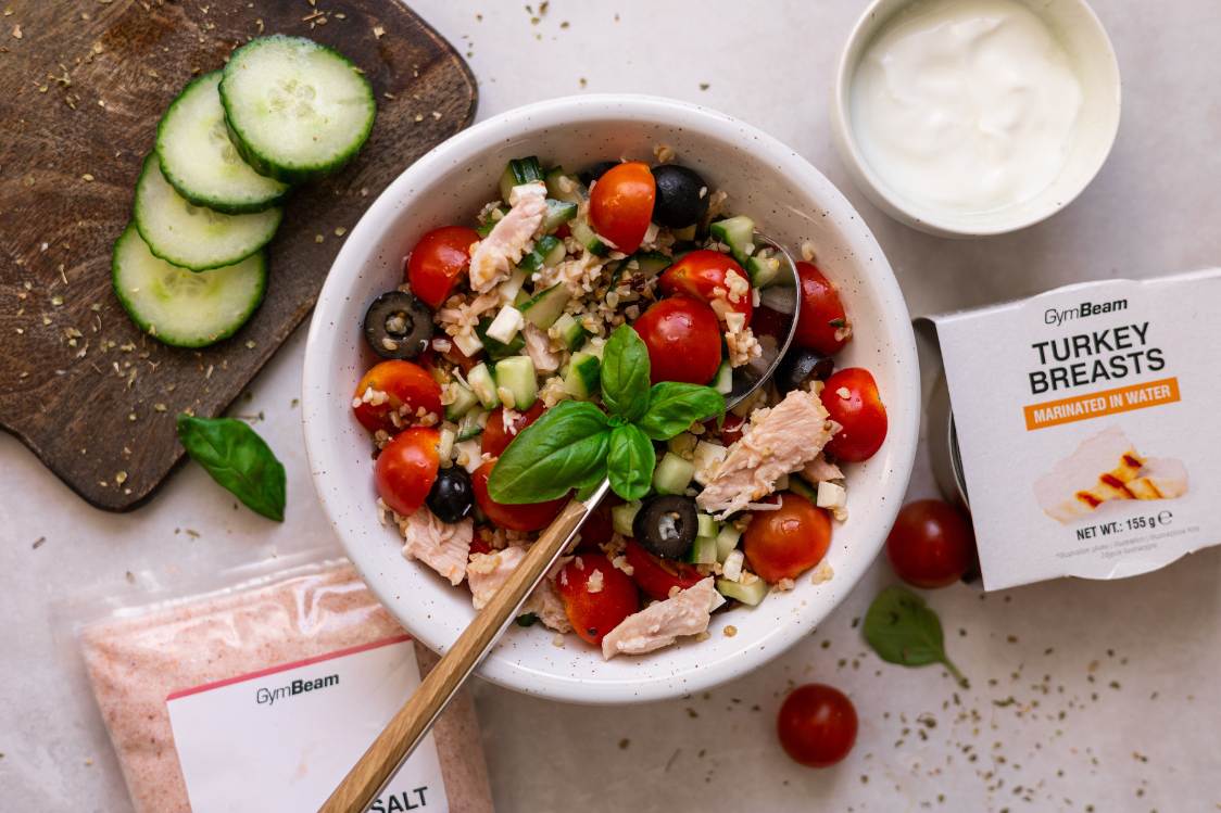 Bulgurový salát s krůtím masem