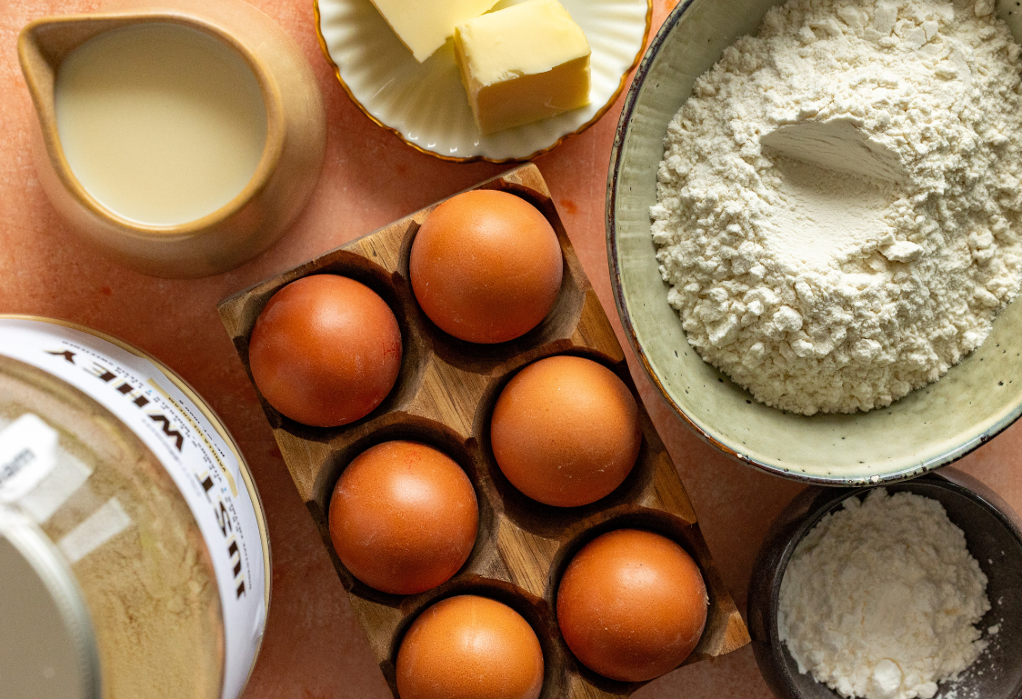 Bignè a ciambella con crema pasticcera - Ingredienti Bignè a ciambella con crema pasticcera - Ingredienti