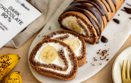 Ricetta fit: Swiss Roll al cioccolato con crema di quark e banana