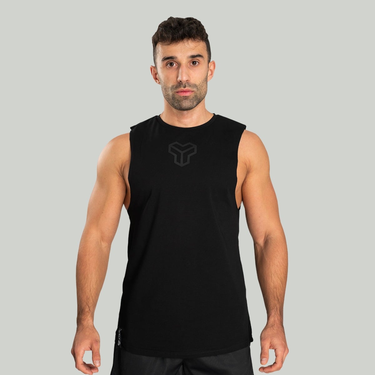 Canotta Essential Cut-Off Black - STRIX