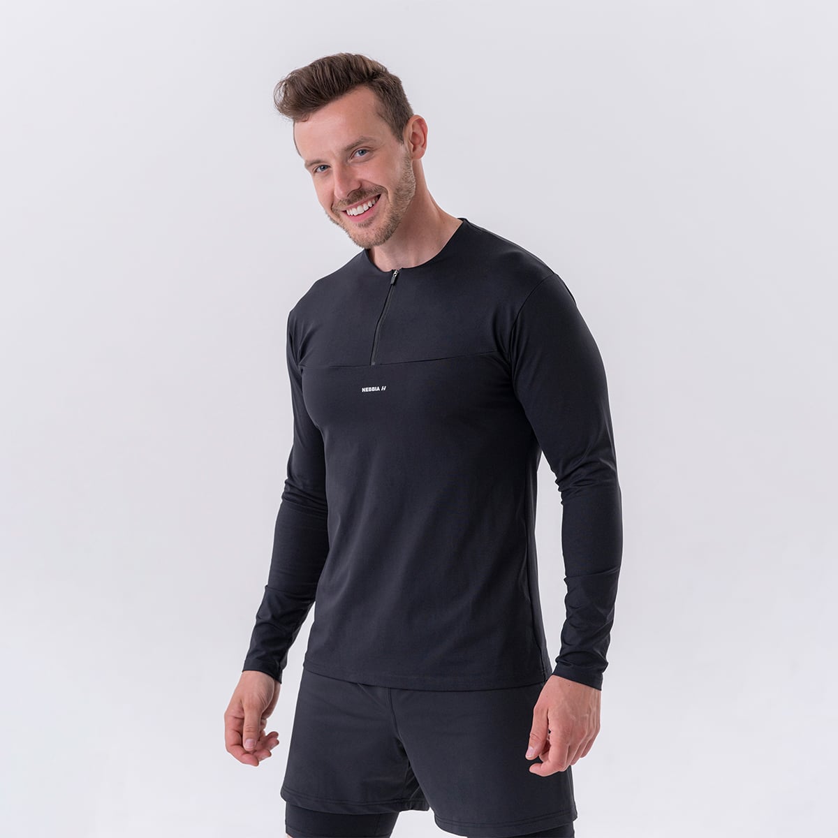 T-shirt a maniche lunghe Layer Up da Uomo Black - NEBBIA