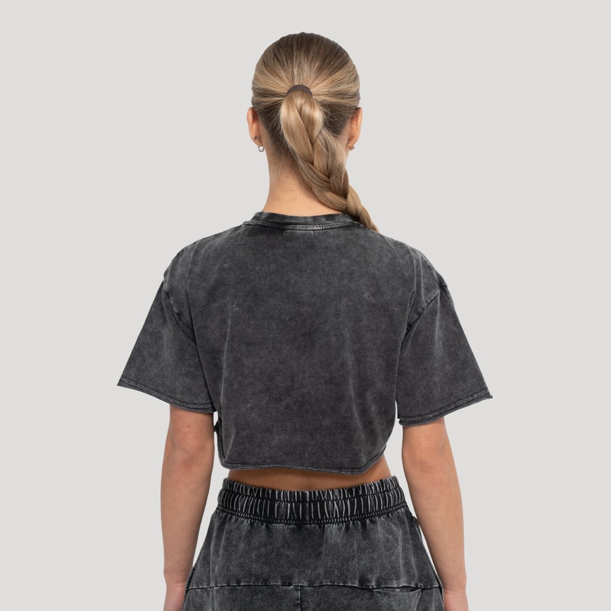 Crop Top Abyss Charcoal - GymBeam