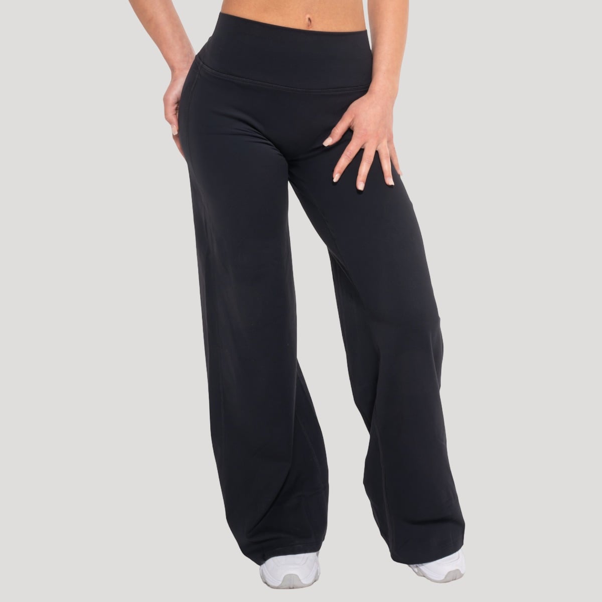 Pantaloni a Gamba Larga da Donna Flow Black - GymBeam