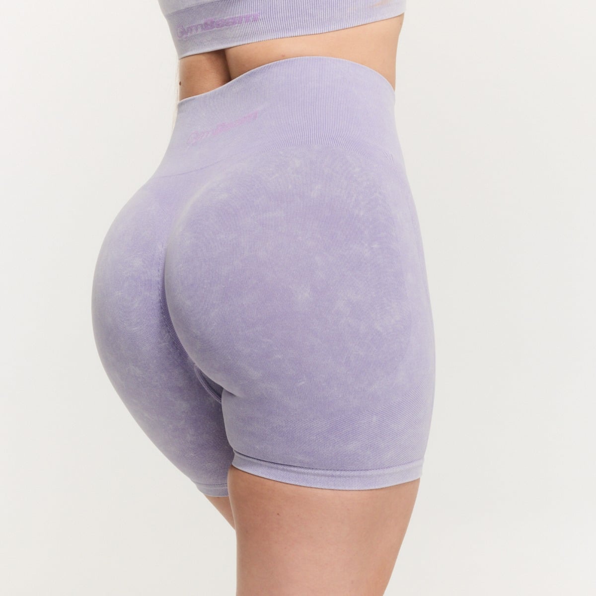 Pantaloncini da Donna Lift Seamless Violet - GymBeam