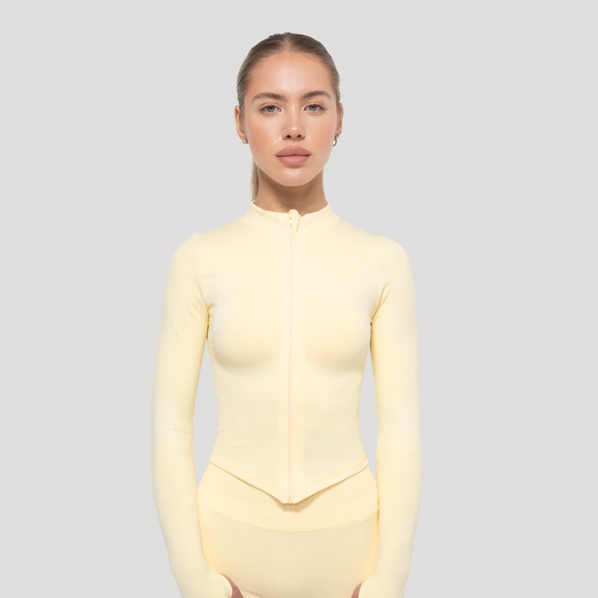 Top Sportivo Luma Butter Yellow - GymBeam
