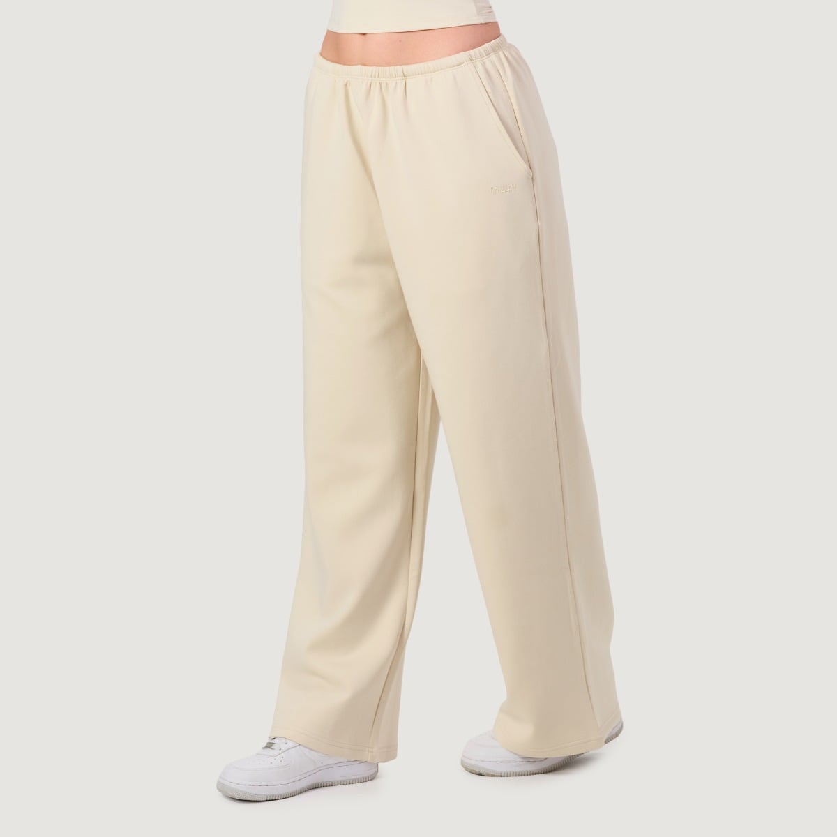 Joggers NEO Almond - GymBeam